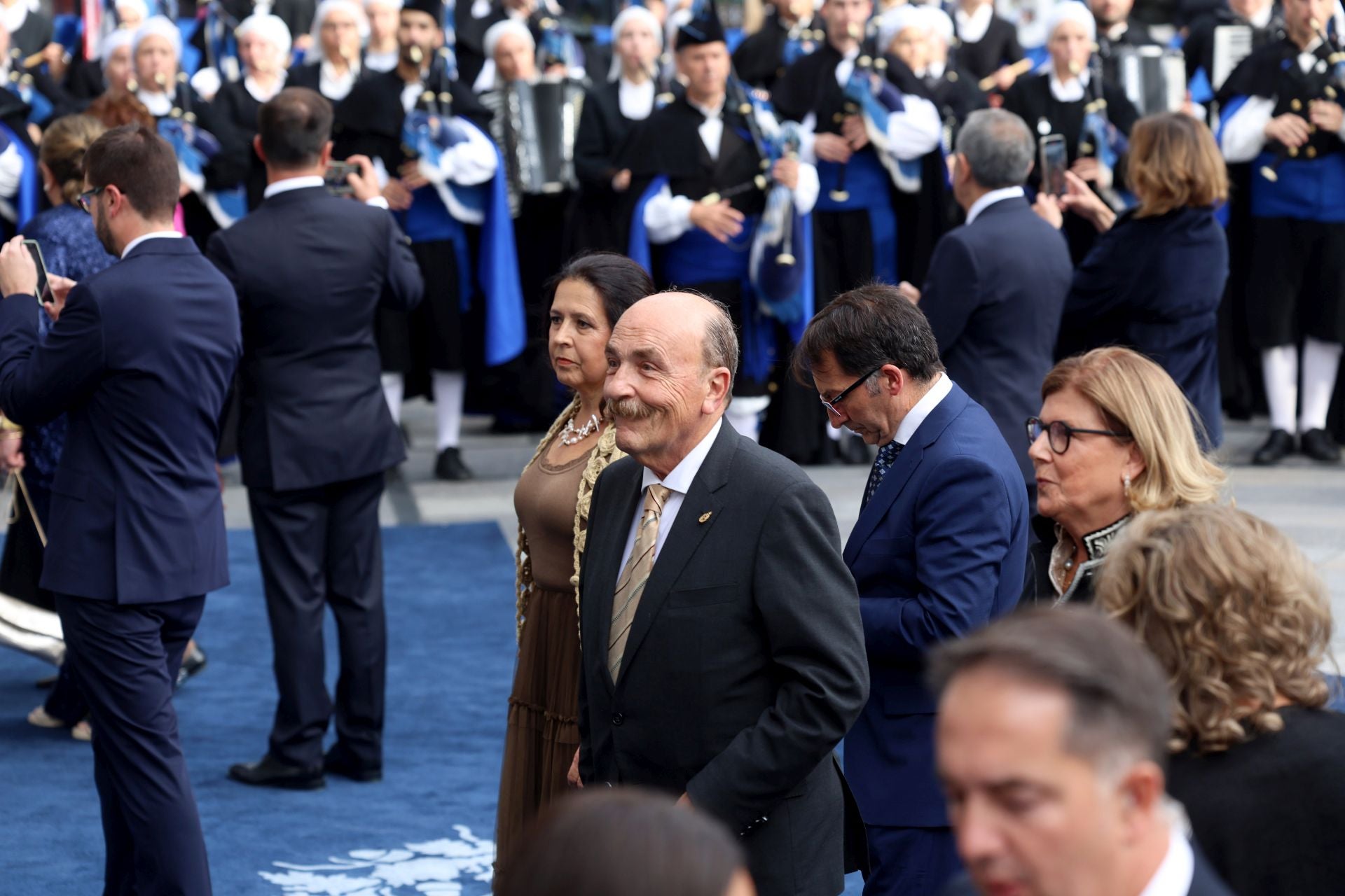 Todos los invitados en la alfombra azul de los Premios Princesa de Asturias