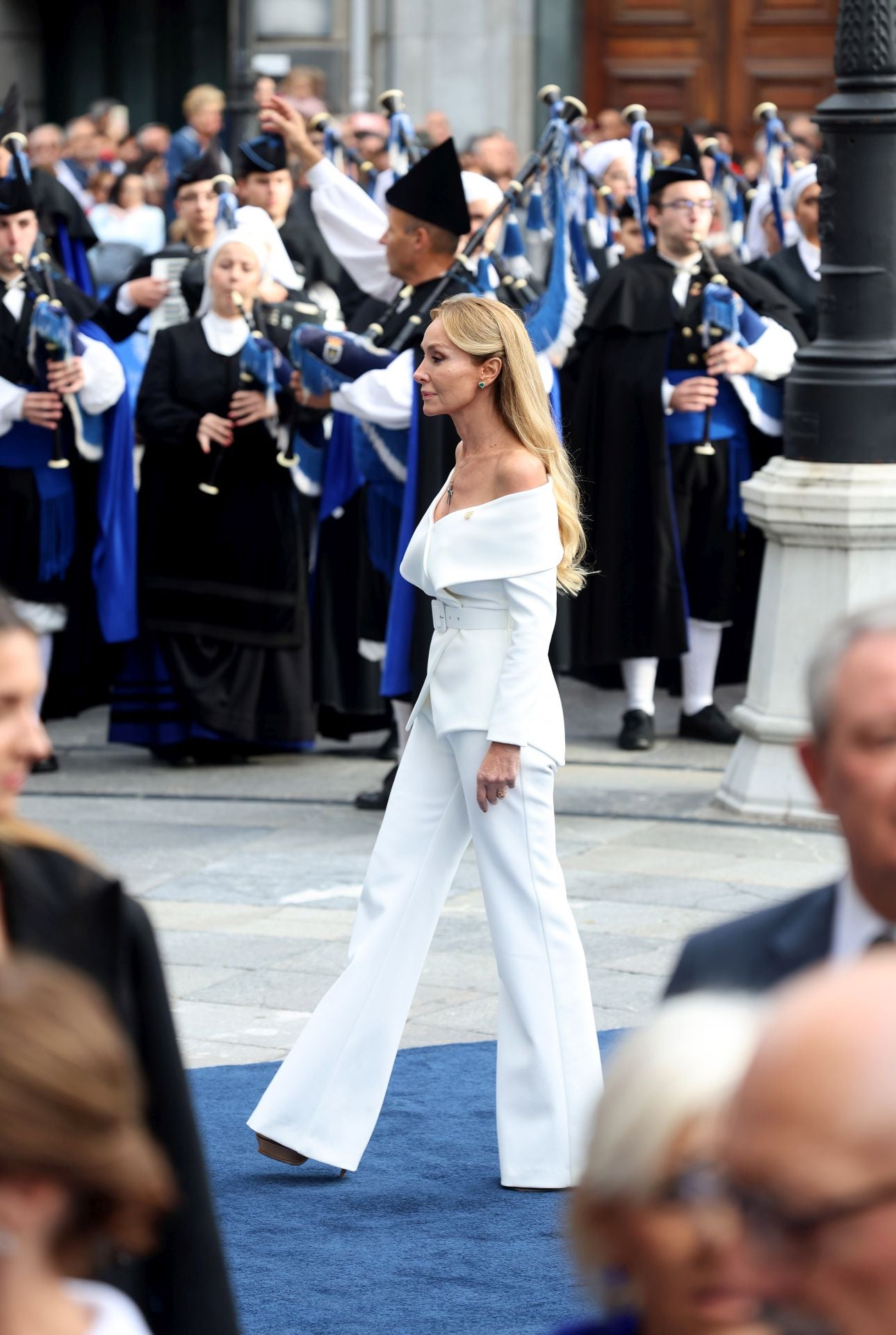 Todos los invitados en la alfombra azul de los Premios Princesa de Asturias