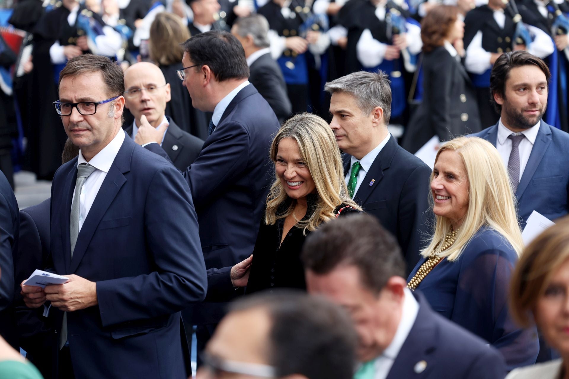 Todos los invitados en la alfombra azul de los Premios Princesa de Asturias