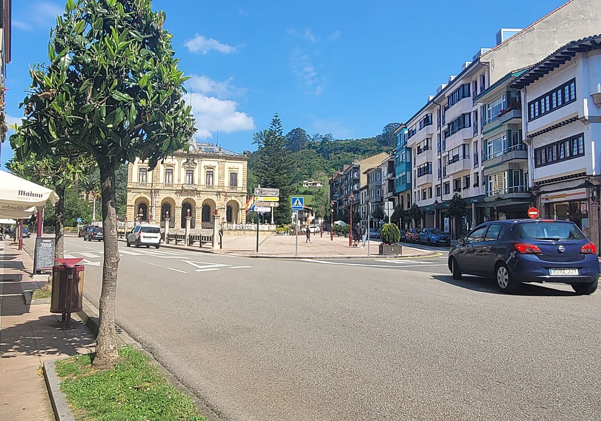 Plaza del Ayuntamiento de Villaviciosa.