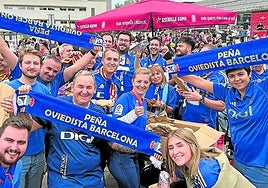 Numerosos fueron los miembros de la Peña Barcelona.