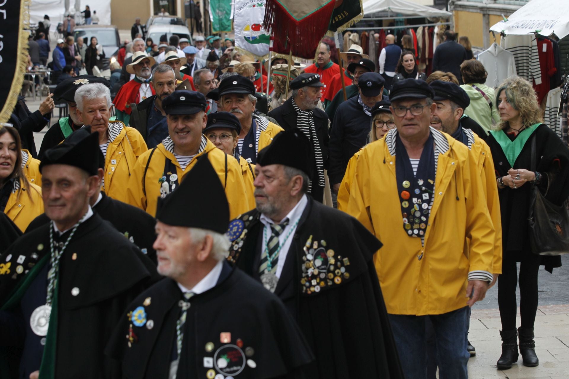 Más cofrades para el Desarme: así fue el XIII Gran Capítulo que se celebró en Oviedo