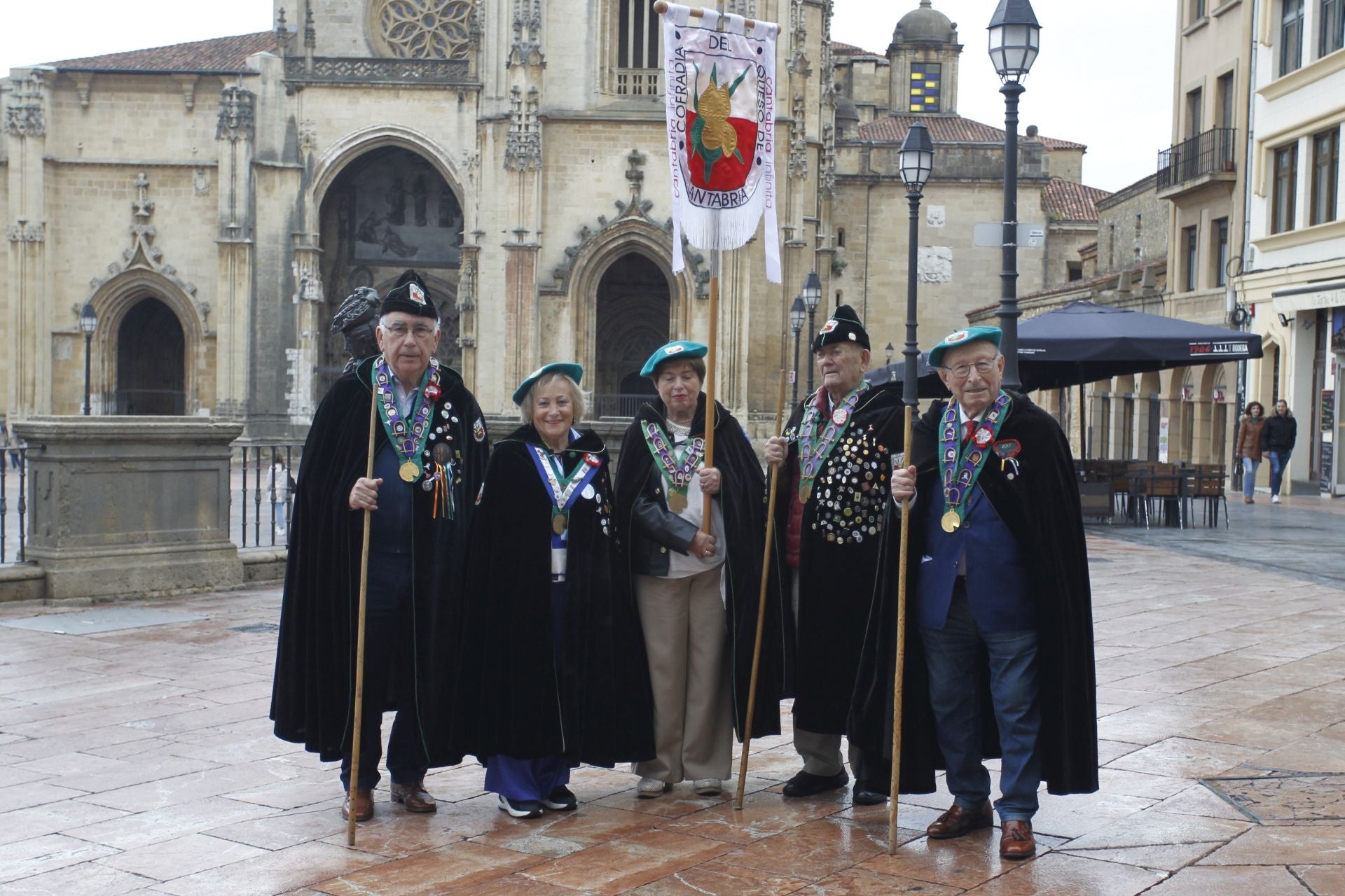 Más cofrades para el Desarme: así fue el XIII Gran Capítulo que se celebró en Oviedo