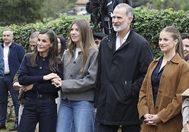 La Familia Real, durante su visita a Valdesoto, Pueblo Ejemplar de Asturias 2025.
