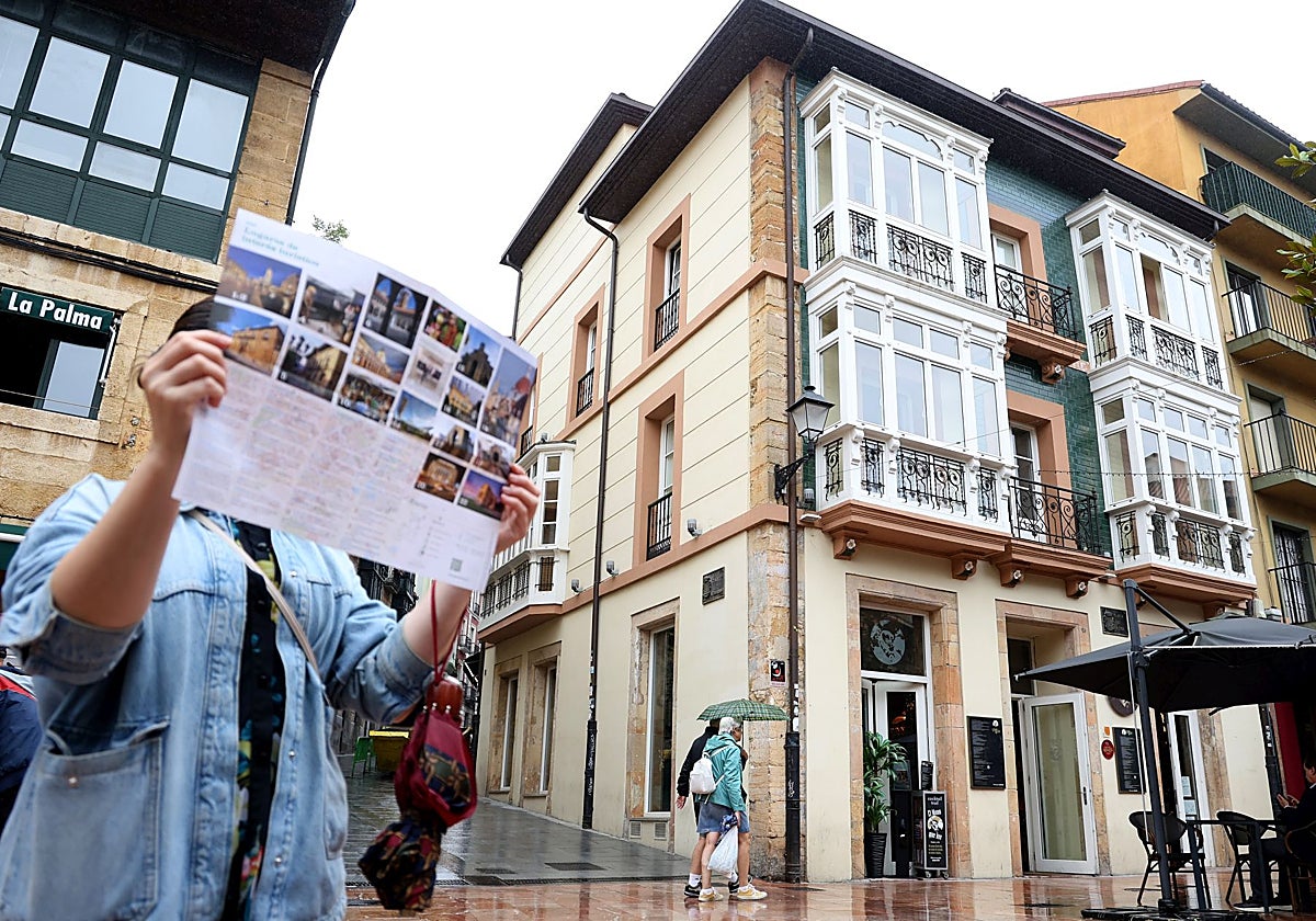 Apartamentos turísticos en la plaza de Riego.