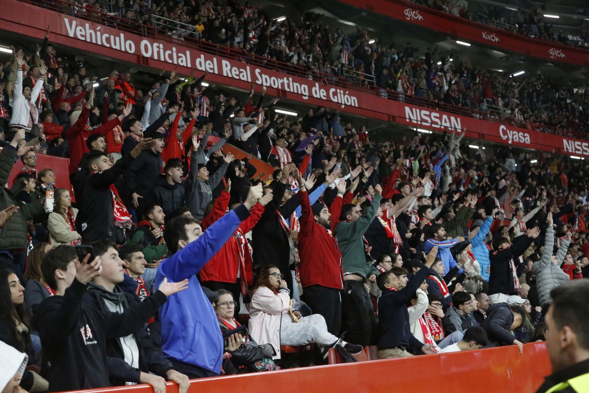 ¿Estuviste en el Sporting - Zaragoza? ¡Búscate!