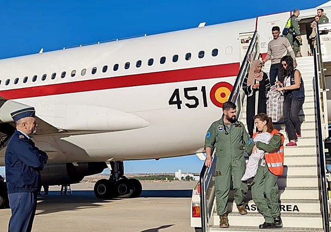 La operación ha sido un «éxito» de la Unidad Médica de Aeroevacuación y del Ejército del Aire.