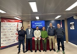 Rafael Piñera, Ignacio Blanco, Pedro Carrillo, Teresa Paquet, Ignacio Aguirrezabalaga, y responsablse de Servicios Externos del Grupo.