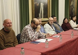 Algunos representantes vecinales durante la reunión del Consejo Social