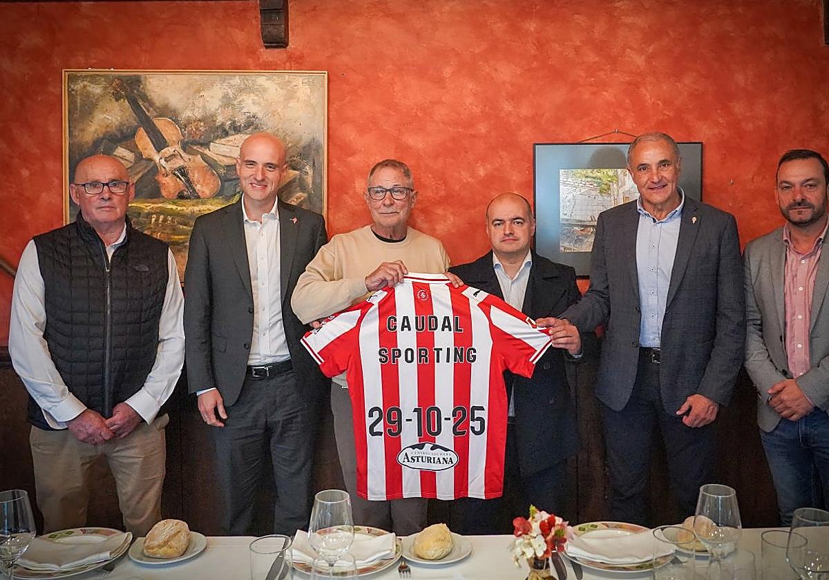 De izquierda a derecha: José Ramón Cuetos Lobo, David Guerra, Luis María García, Elías Otero, Joaquín Alonso y Manuel Ángel Álvarez.
