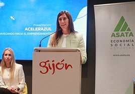 La vicealcaldesa Ángela Pumariega, durante la inauguración de la jornada en el edificio Impulsa.