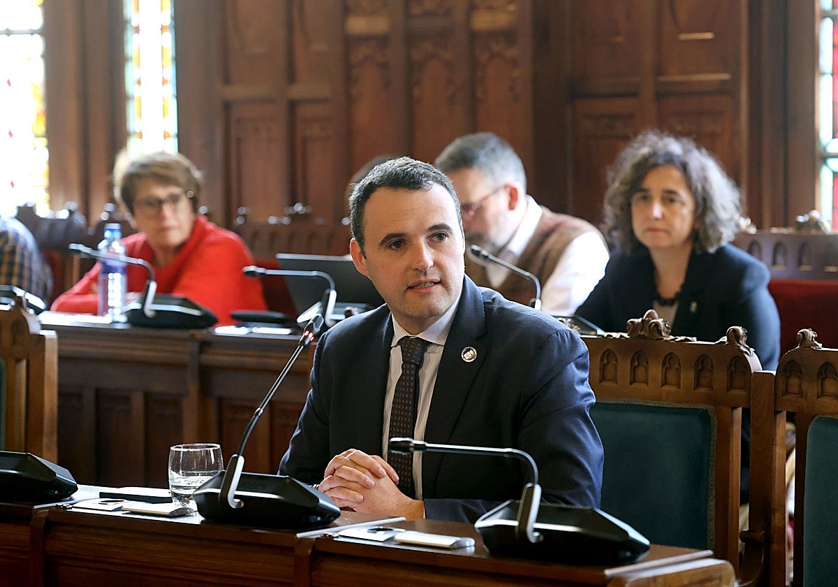 Guillermo Peláez, en la Junta General.