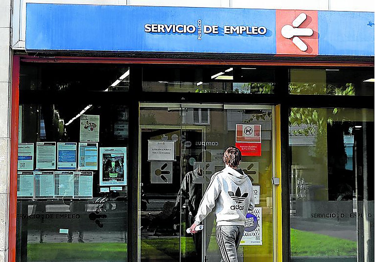 La entrada a la oficina de General Elorza.