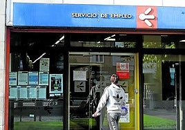 La entrada a la oficina de General Elorza.