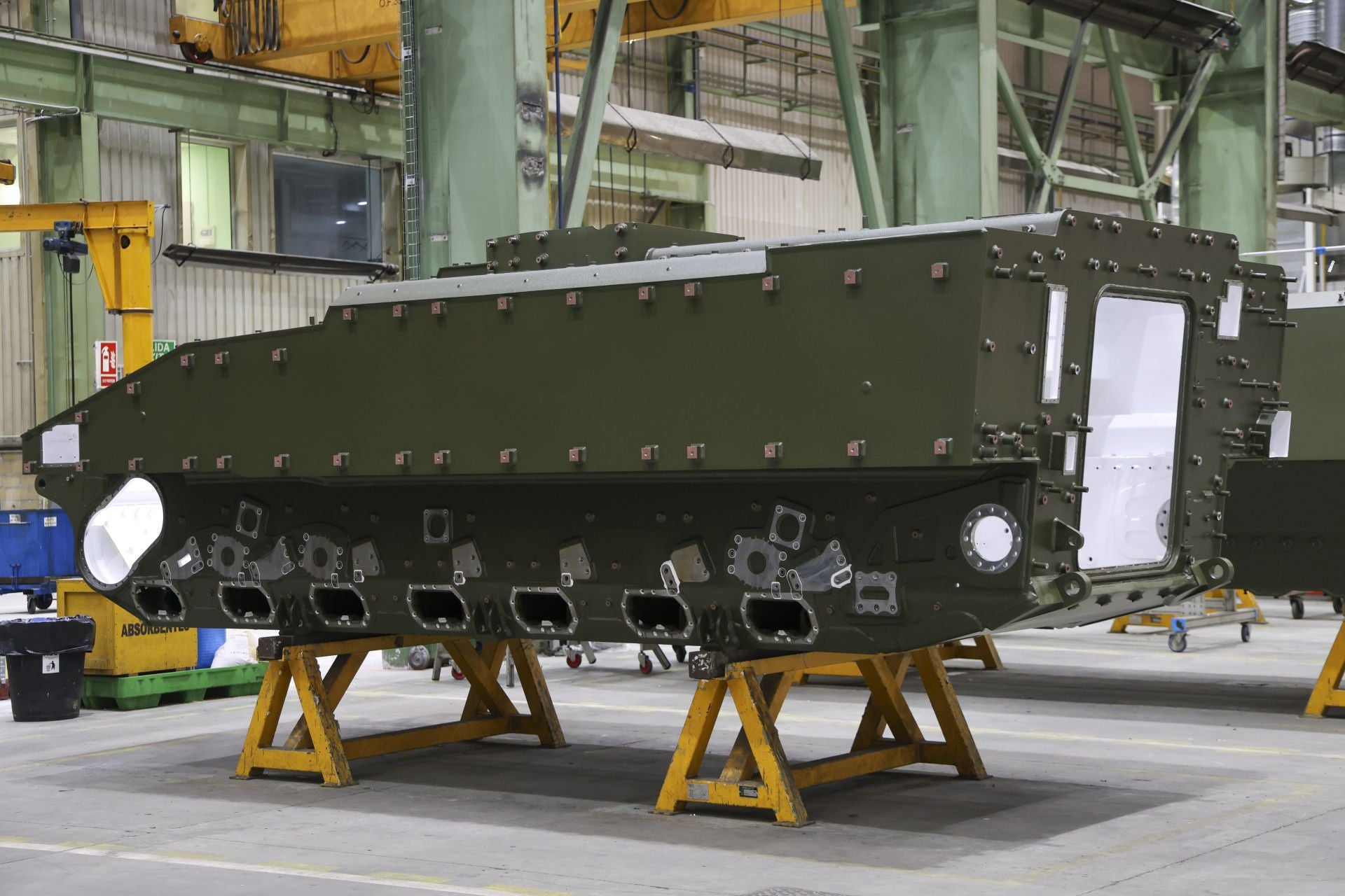 Fotos: Así se construyen los blindados en la fábrica de armas de Trubia