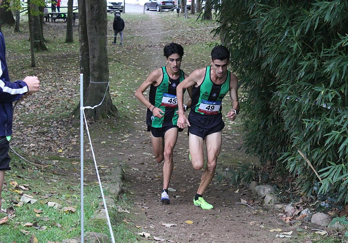 Jaime Bueno y David Alfonso controlaron la prueba a partir de la mitad del recorrido.