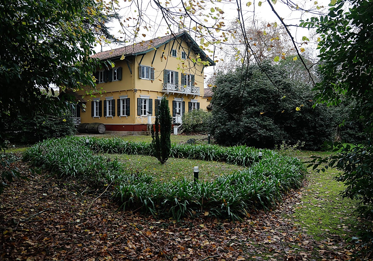 La finca de La Isla y su casona, cuya compra se cerrará este mes con los propietarios descendientes de Florencio Valdés.