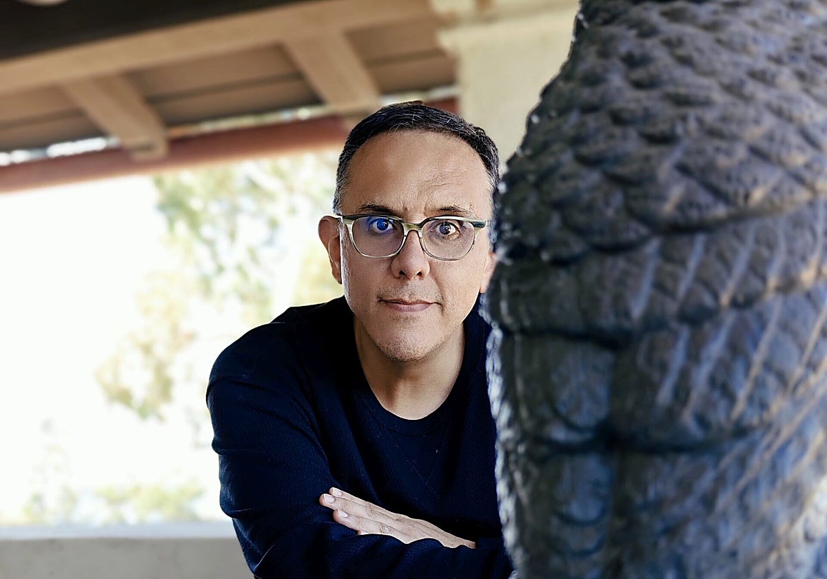 El escritor mexicano ha pasado por Asturias para presentar su libro.