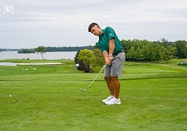 Carlos Fernández es feliz en el 'green'.