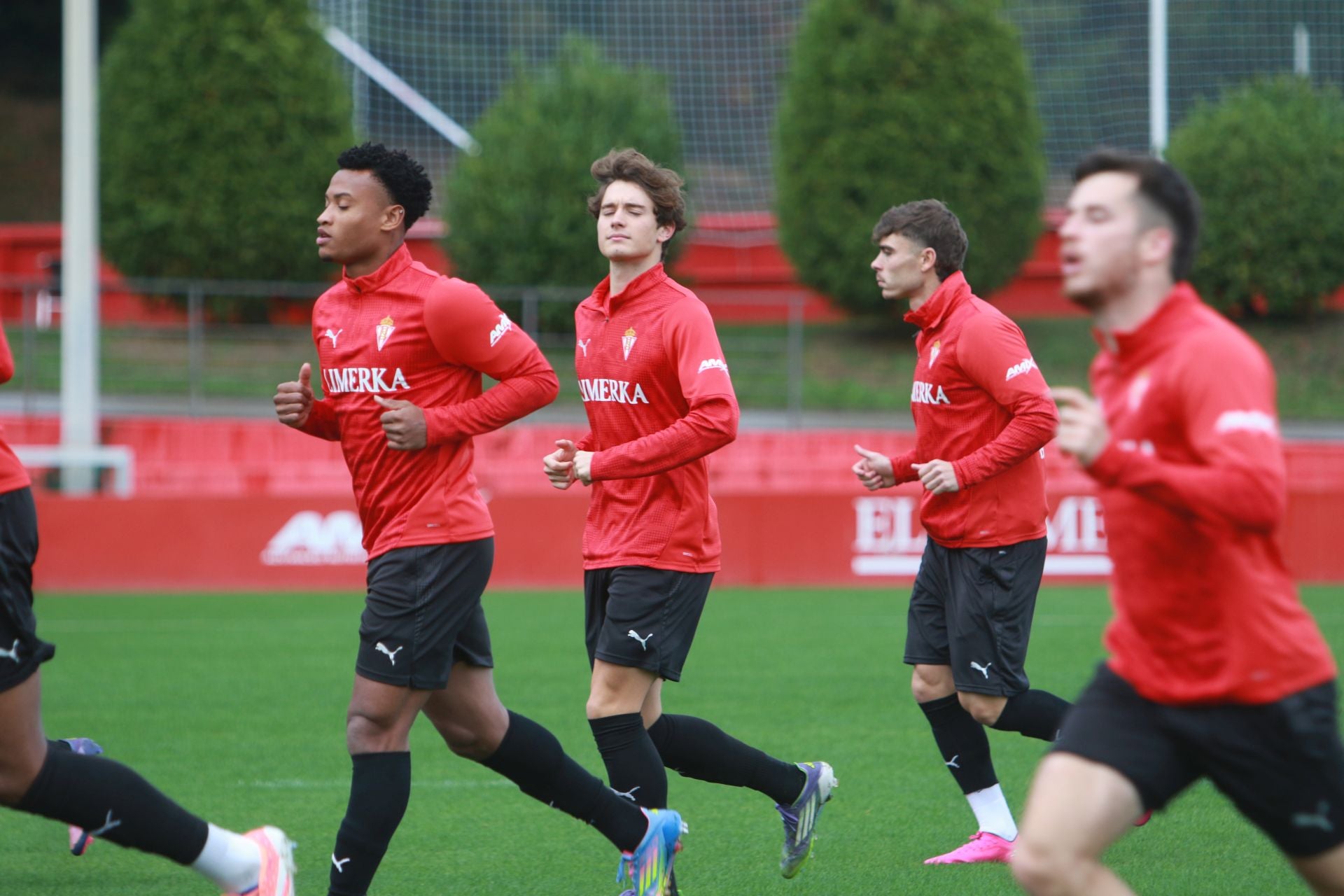 Así ha sido el último entrenamiento del Sporting antes del partido contra Las Palmas