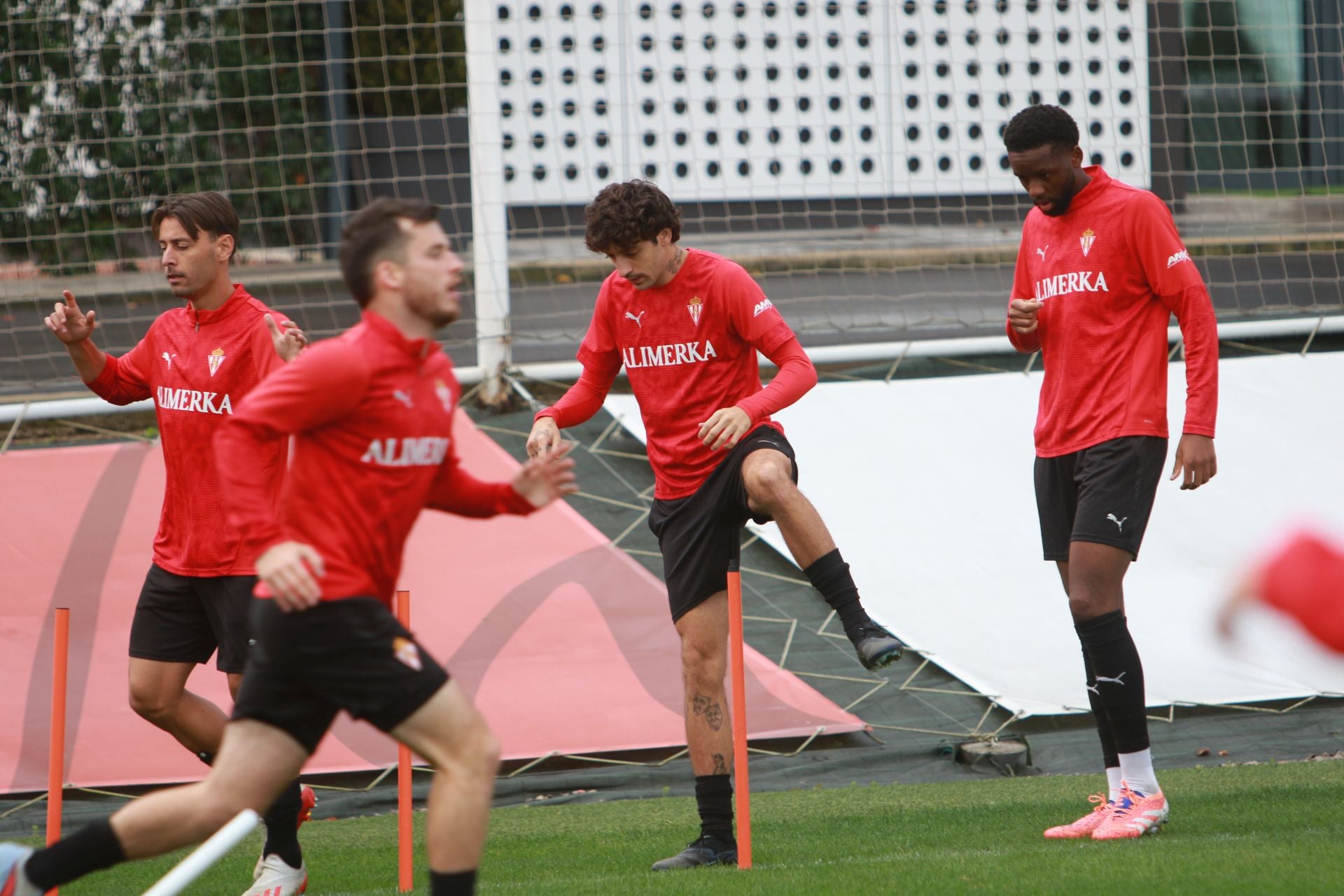 Así ha sido el último entrenamiento del Sporting antes del partido contra Las Palmas