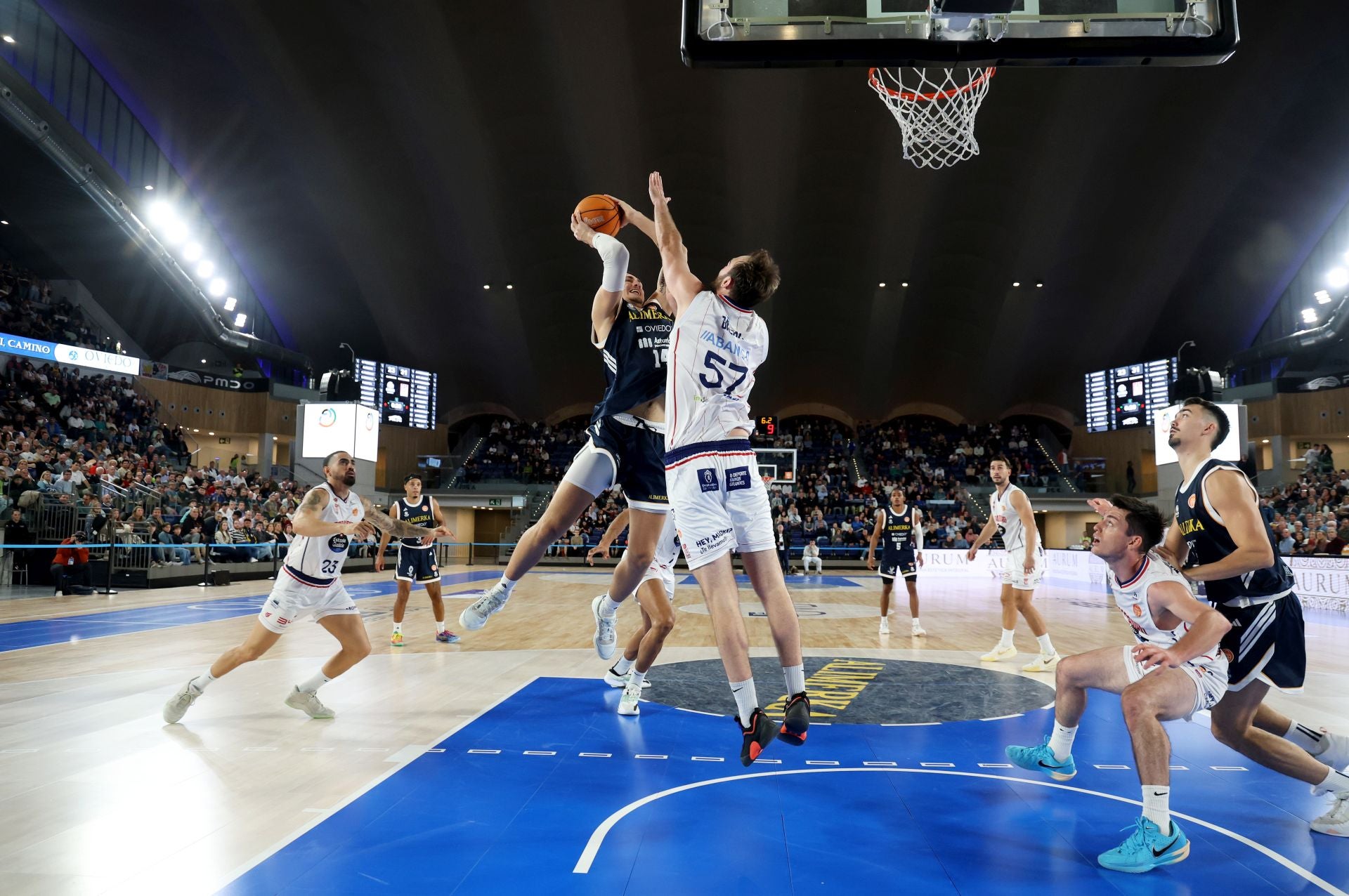 Las mejores imágenes del Alimerka Oviedo - Obradoiro