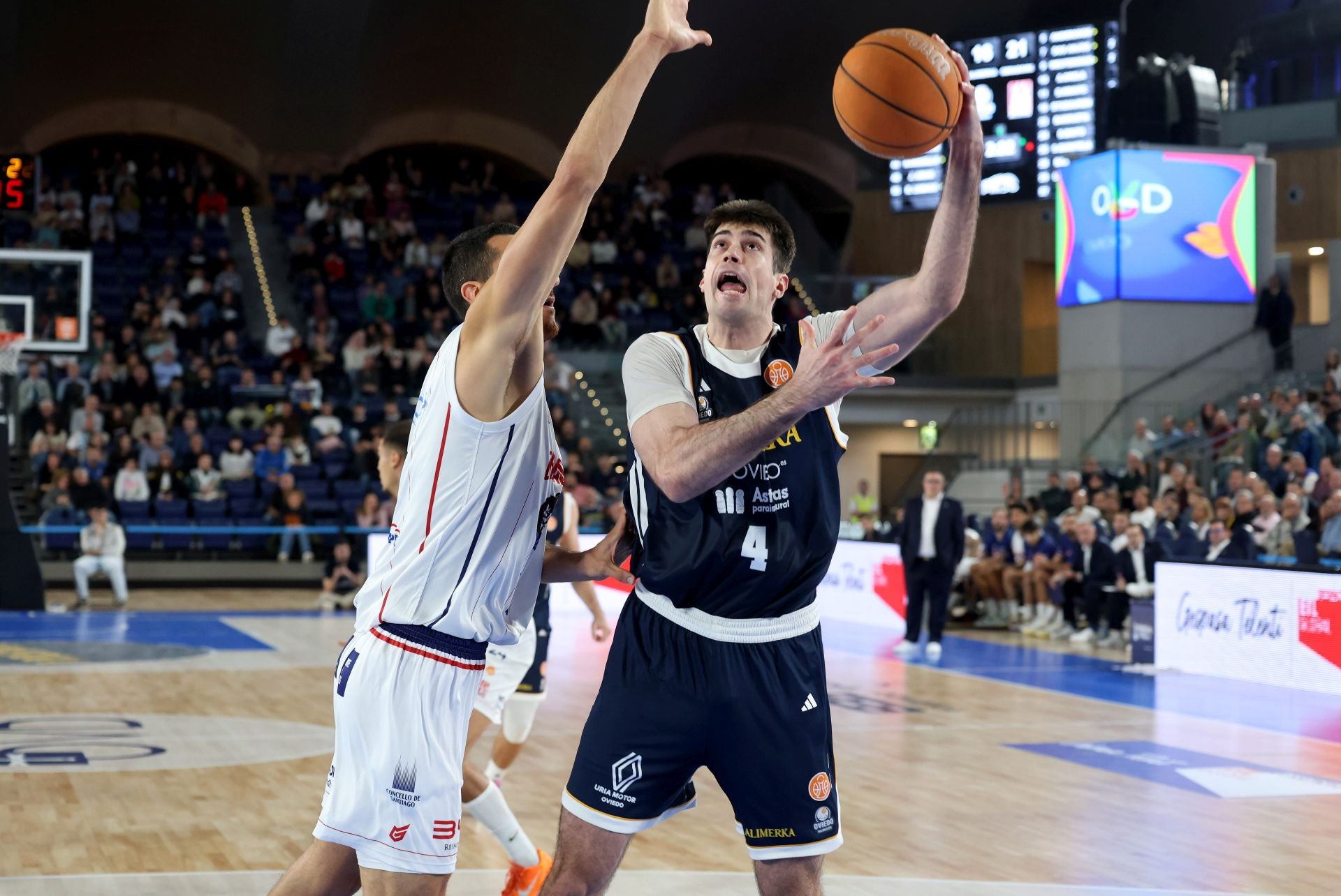 Las mejores imágenes del Alimerka Oviedo - Obradoiro