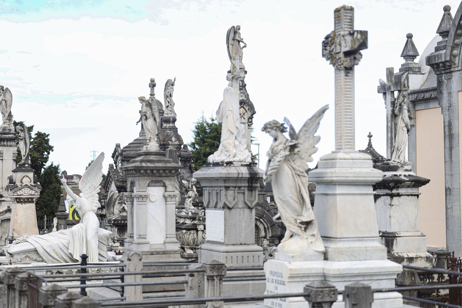Cementerio de La Carriona (Avilés) 