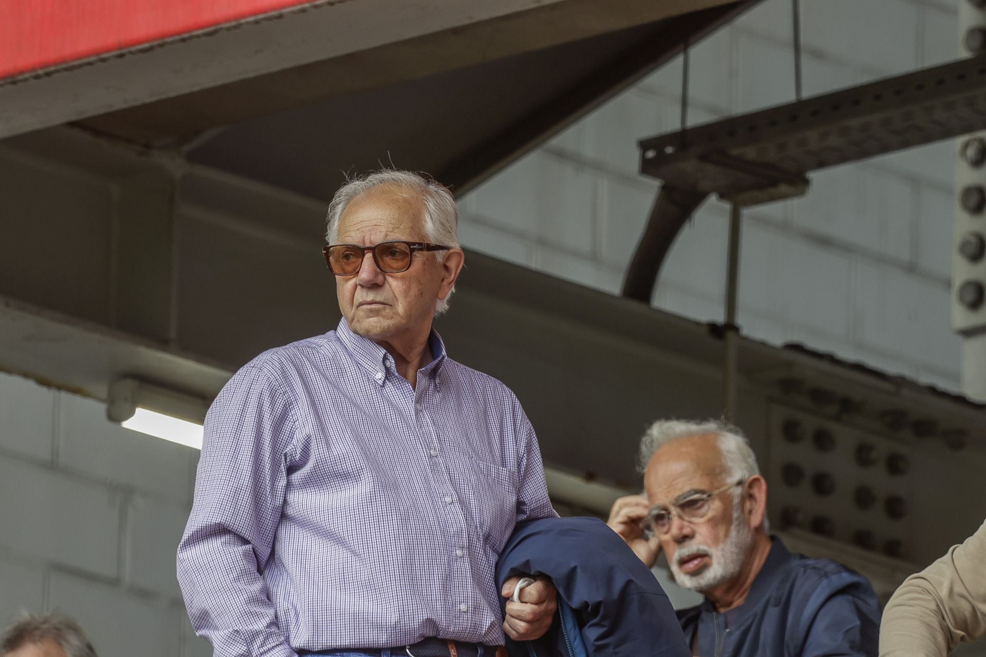 Fotos: ¿Estuviste en El Molinón viendo el Sporting-Las Palmas? ¡Búscate!