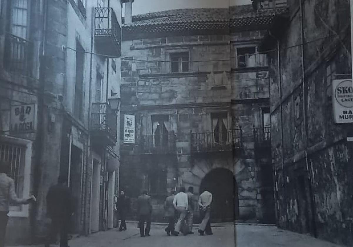 Cimadevilla en 1977.