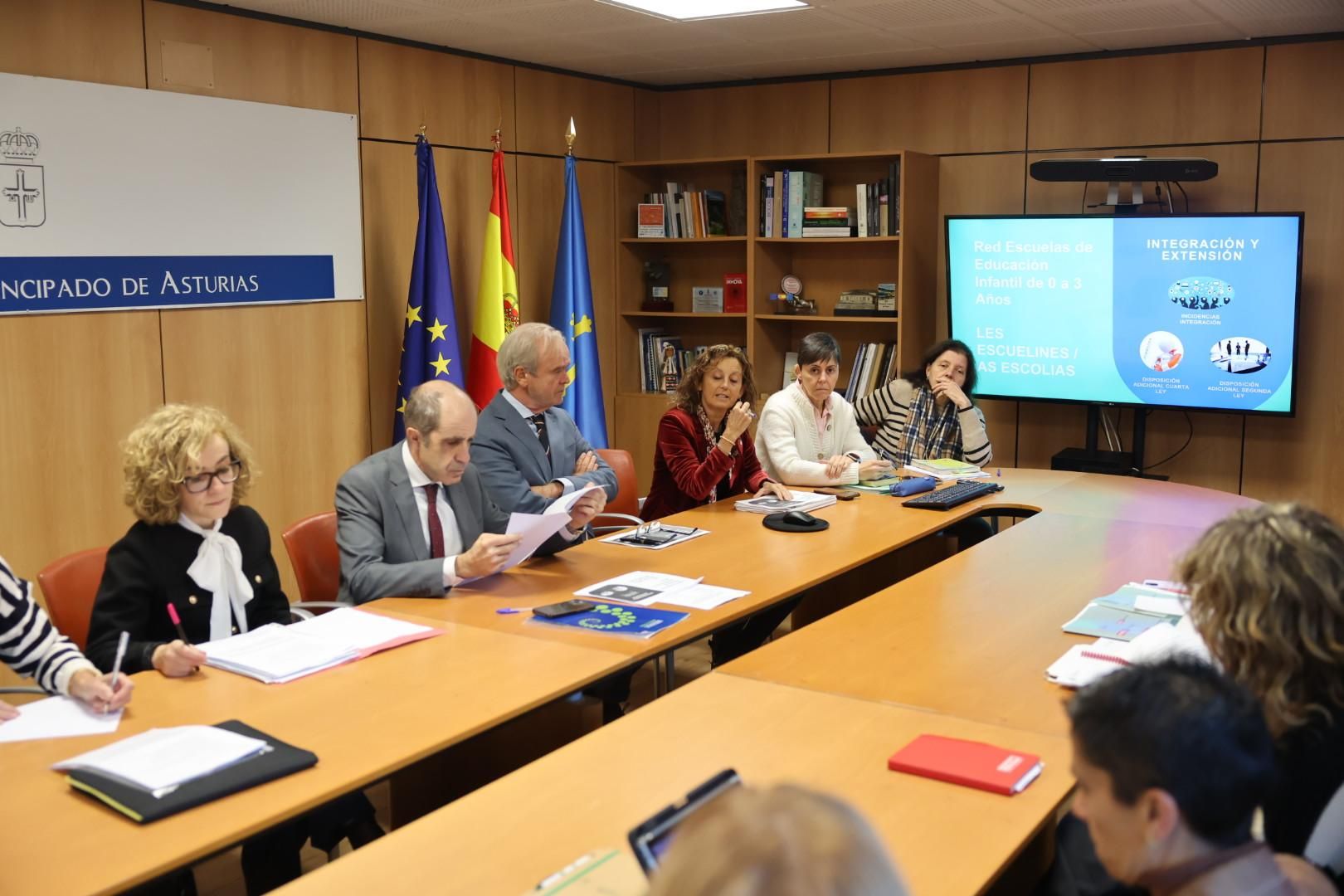 Un momento durante la reunión con Eva Ledo.