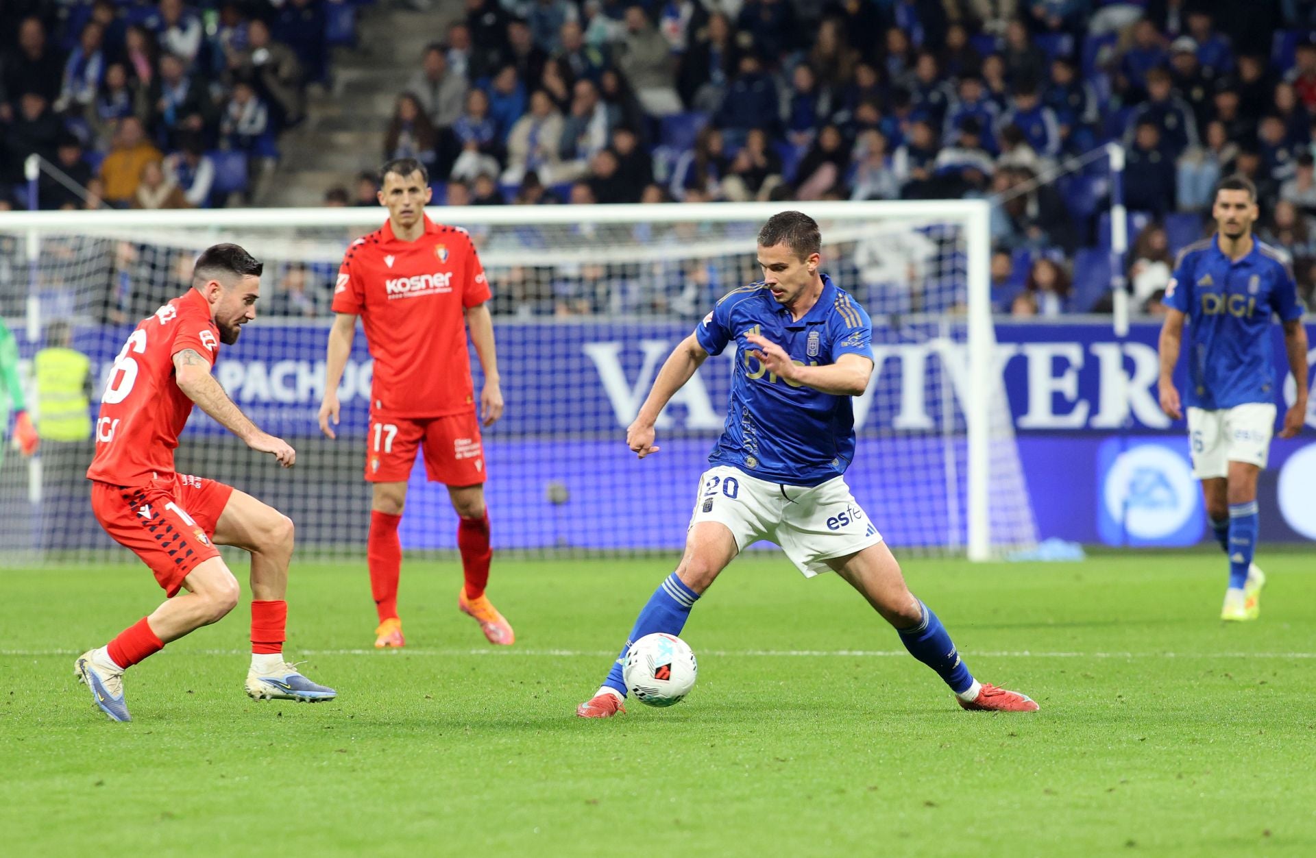 Las mejores jugadas del Real Oviedo - Osasuna en imágenes