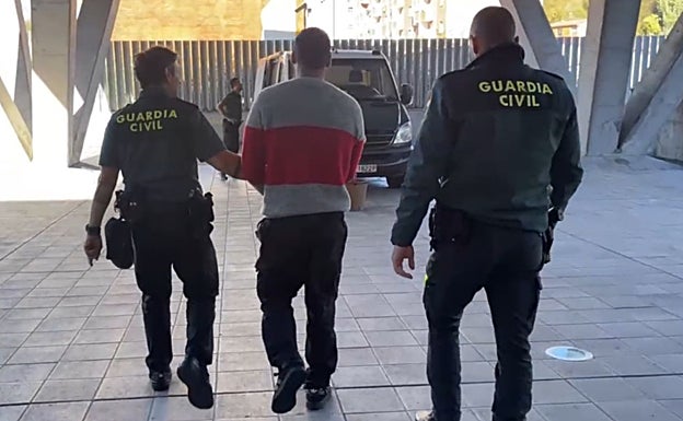 Otro de los arrestados tras la persecución.