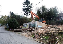 Desaparece la segunda edificación abandonada en dos días en la calle Rayo.