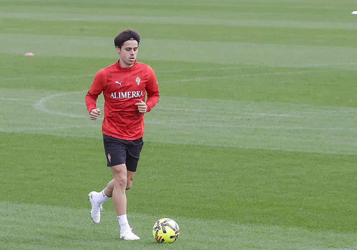 Gaspar Campos ayer martes, donde se entrenó en solitario.