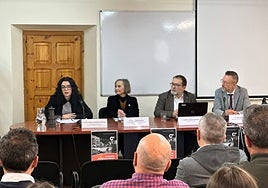 Inicio de las primeras Jornadas de Cultura Minera en la Casa de La Buelga, en Ciaño