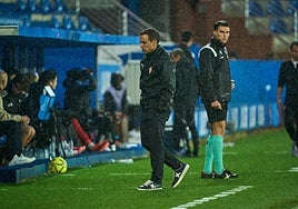 Borja Jiménez no podía ocultar su disgusto con la segunda parte que jugó su equipo.