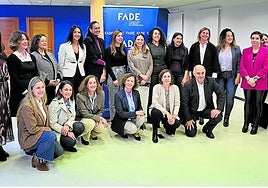 Mentoras, mentorizadas y participantes del programa Ella Lidera.