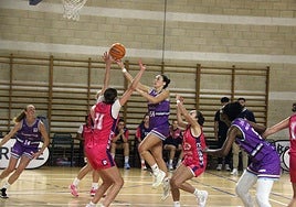 El Abril Adba Sanfer acelera al final y sigue en lo más alto