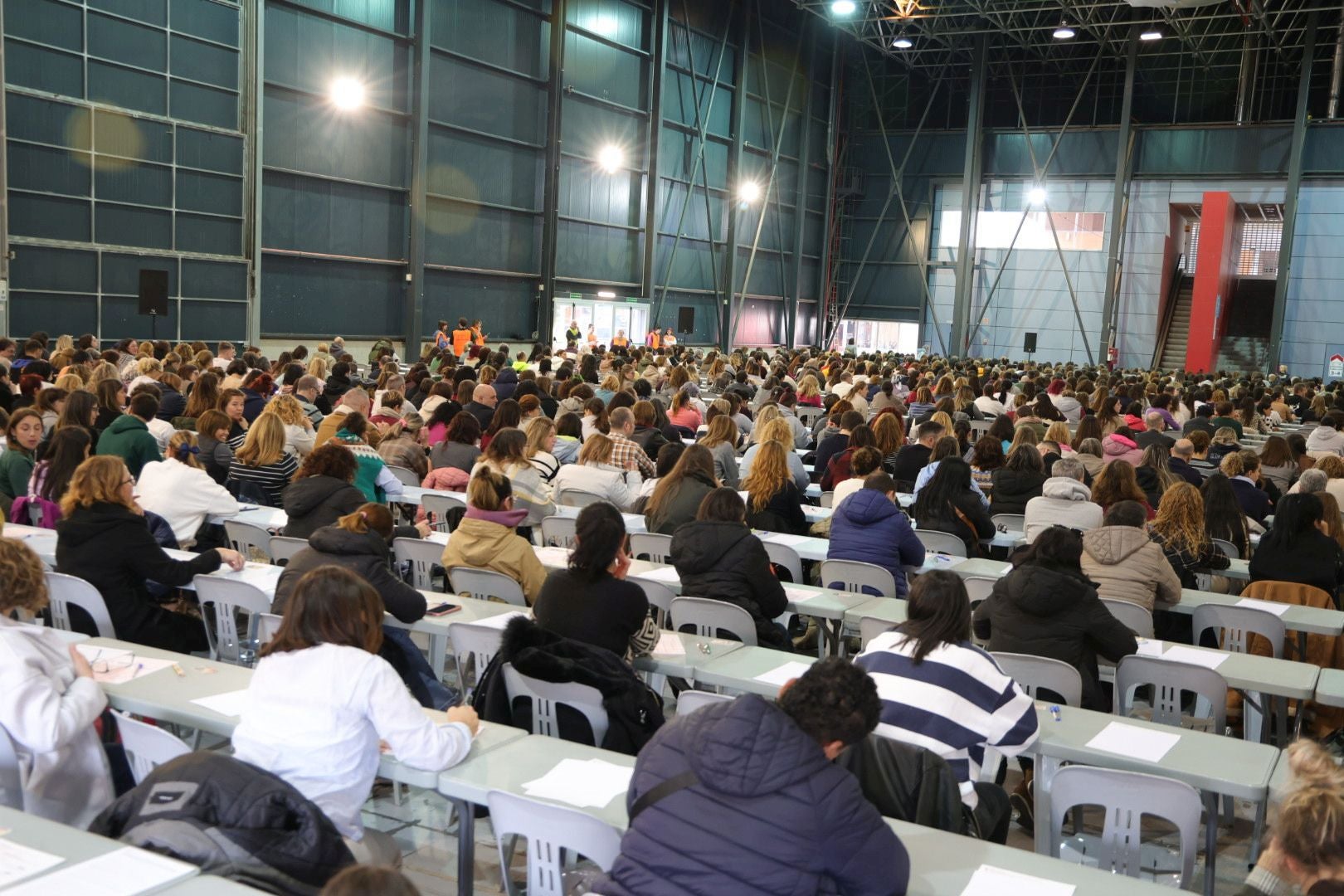 Miles de opositores, a por una plaza en la sanidad asturiana