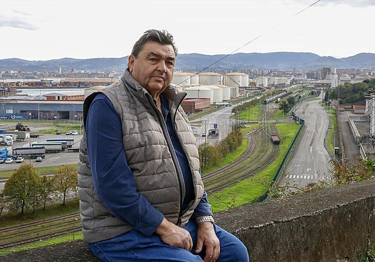 «Había 300 millones para reinvertir, ¿qué paso? ¿rompió la hucha?»