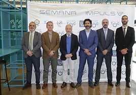 Alberto Núñez, Ángel Balea, Antonio Bahamonde, Miguel Ángel Lubián, Gerardo Blanco y David Pérez Pancho, instantes antes de la apertura de la XV Semana de Impulso TIC.