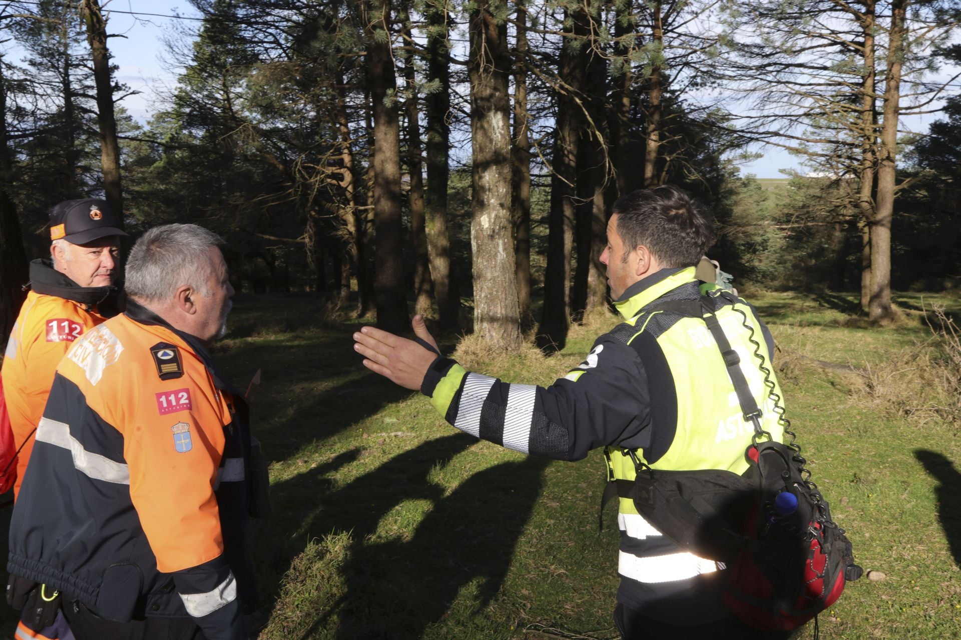 Tomasín, en paradero desconocido: las imágenes de la búsqueda en Tineo