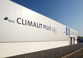 Fábrica de Cristal Norte, en el polígono industrial de Lloreda, en Gijón.