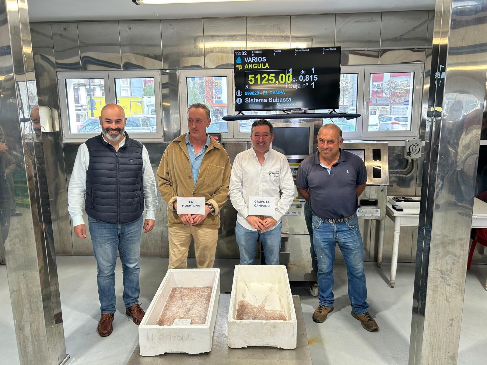 El kilo de angula, a cinco mil euros