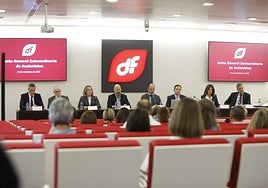 La junta de accionistas de Duro Felguera celebrada este viernes.