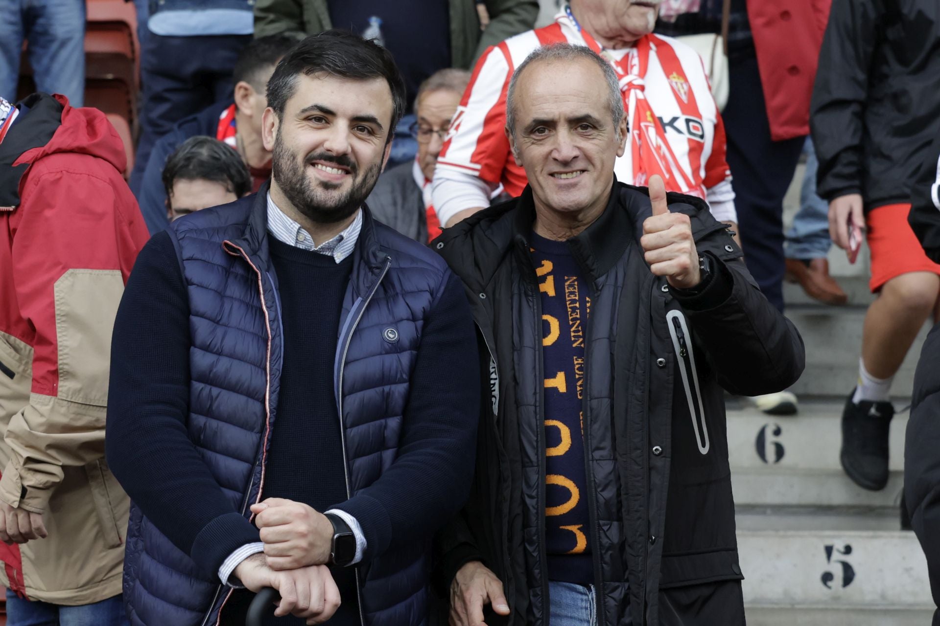 Fotos | ¿Estuviste en El Molinón en el Sporting de Gijón - Eibar? ¡Búscate!