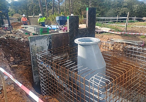 Obras para reforzar el suministro de agua, en Llanera.