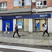 El cajero de la avenida Argentina en el que apareció el cadáver.