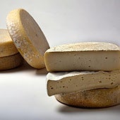 Uno de los quesos asturianos que regresó de Suiza con medalla.